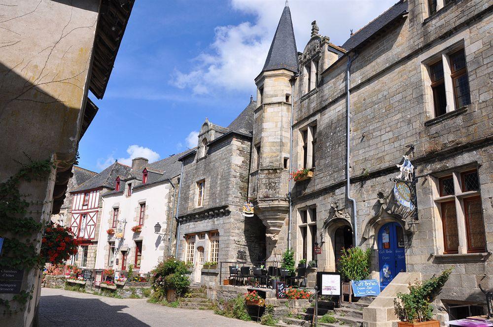 La Tour Du Lion Bed & Breakfast Rochefort-en-Terre Exterior photo