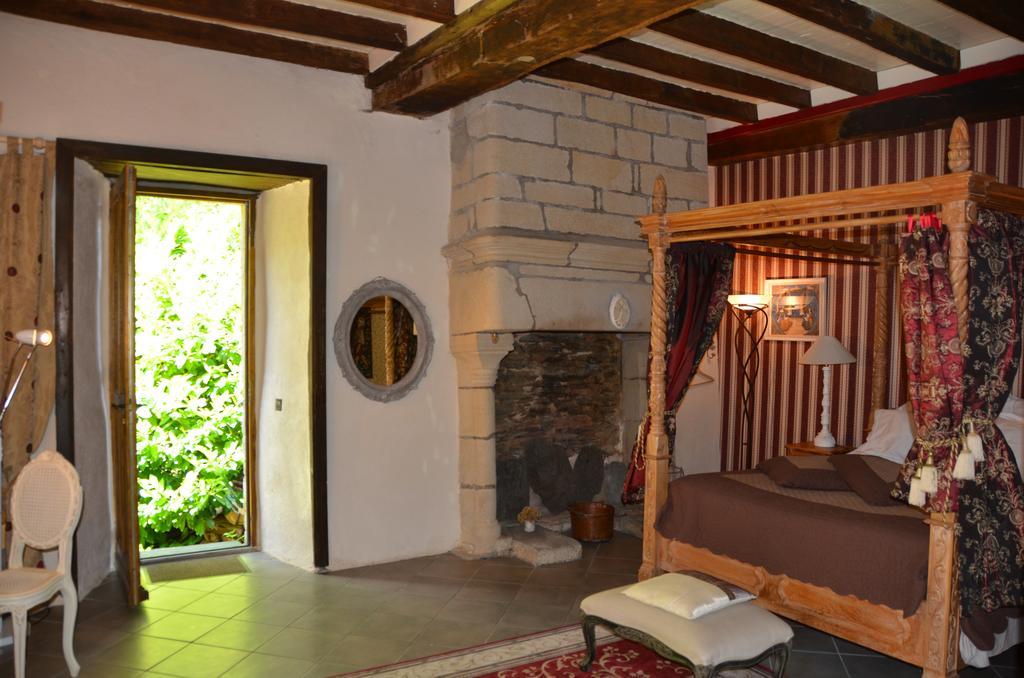 La Tour Du Lion Bed & Breakfast Rochefort-en-Terre Exterior photo