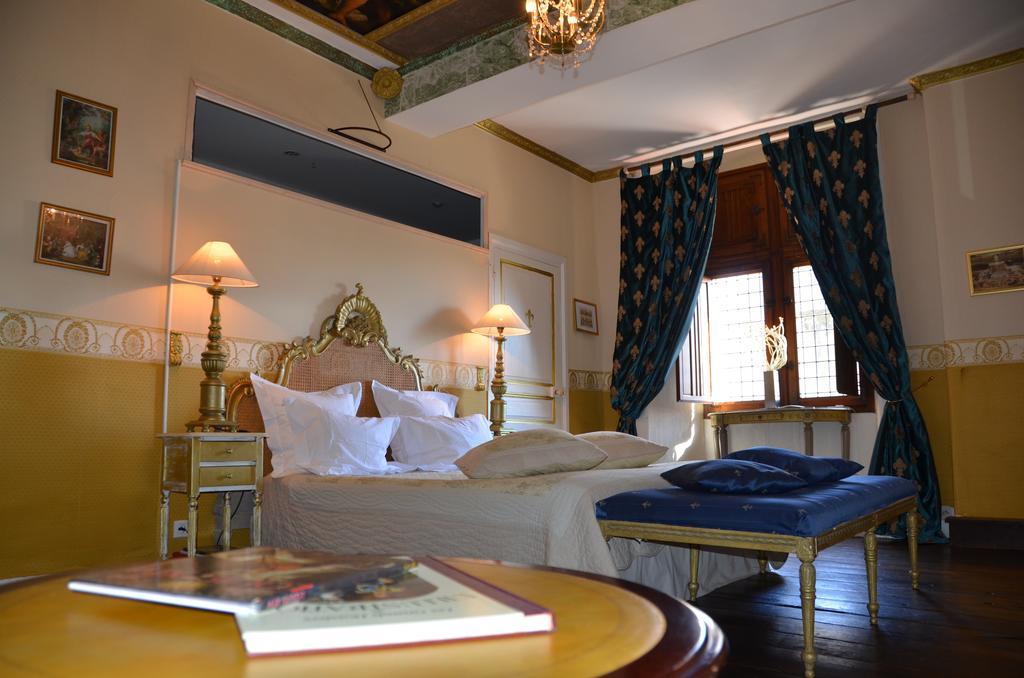 La Tour Du Lion Bed & Breakfast Rochefort-en-Terre Exterior photo