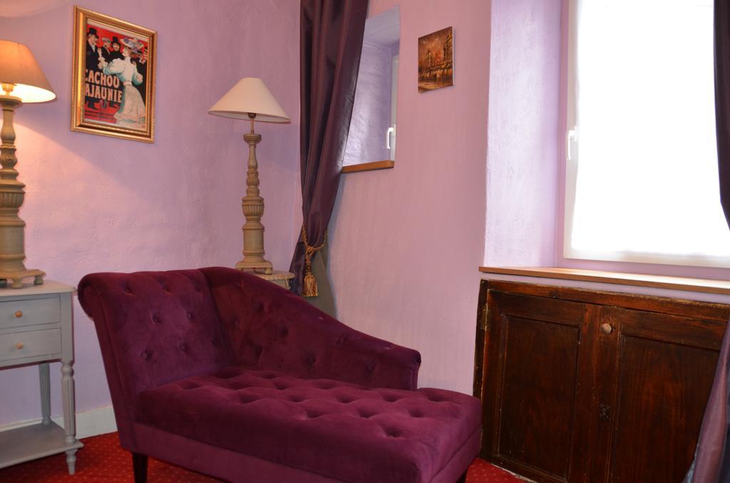 La Tour Du Lion Bed & Breakfast Rochefort-en-Terre Exterior photo