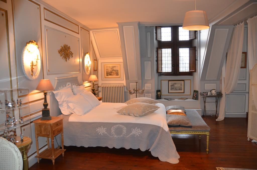 La Tour Du Lion Bed & Breakfast Rochefort-en-Terre Exterior photo