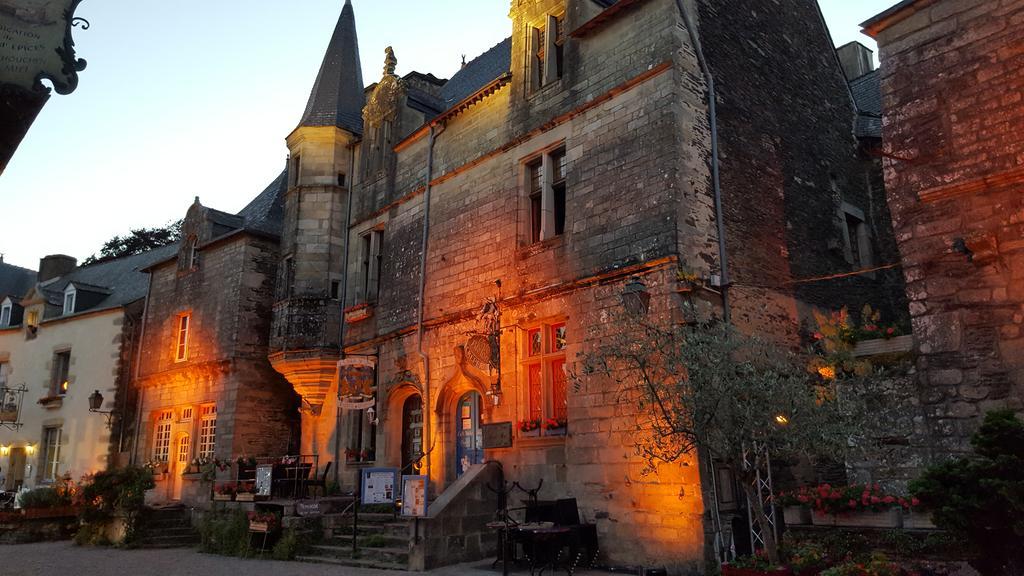 La Tour Du Lion Bed & Breakfast Rochefort-en-Terre Exterior photo